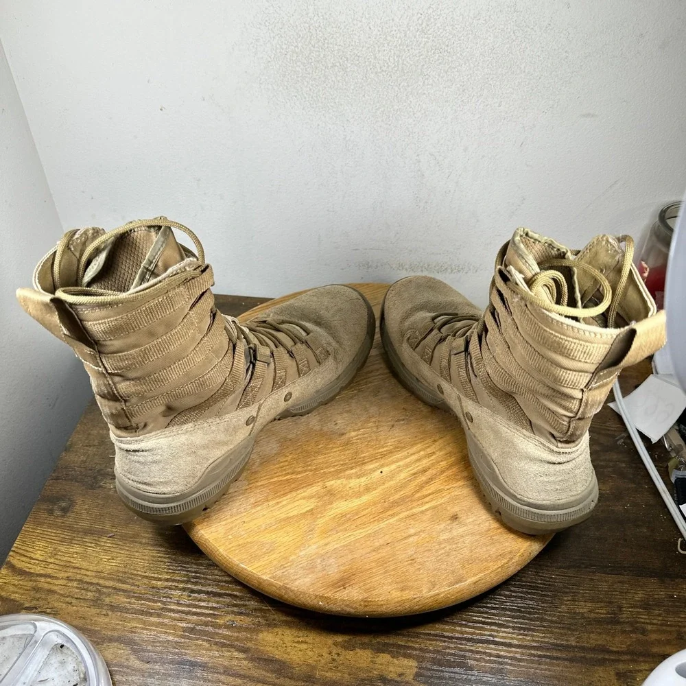 Nike SFB Gen 2 8 Inch Tactical Boots Coyote Brown Mens 7.5 922471-900